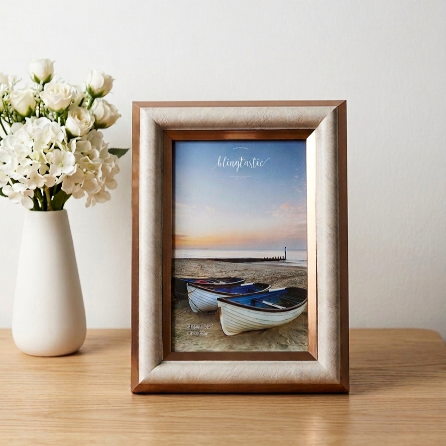 Curved Edge Photo Frame
