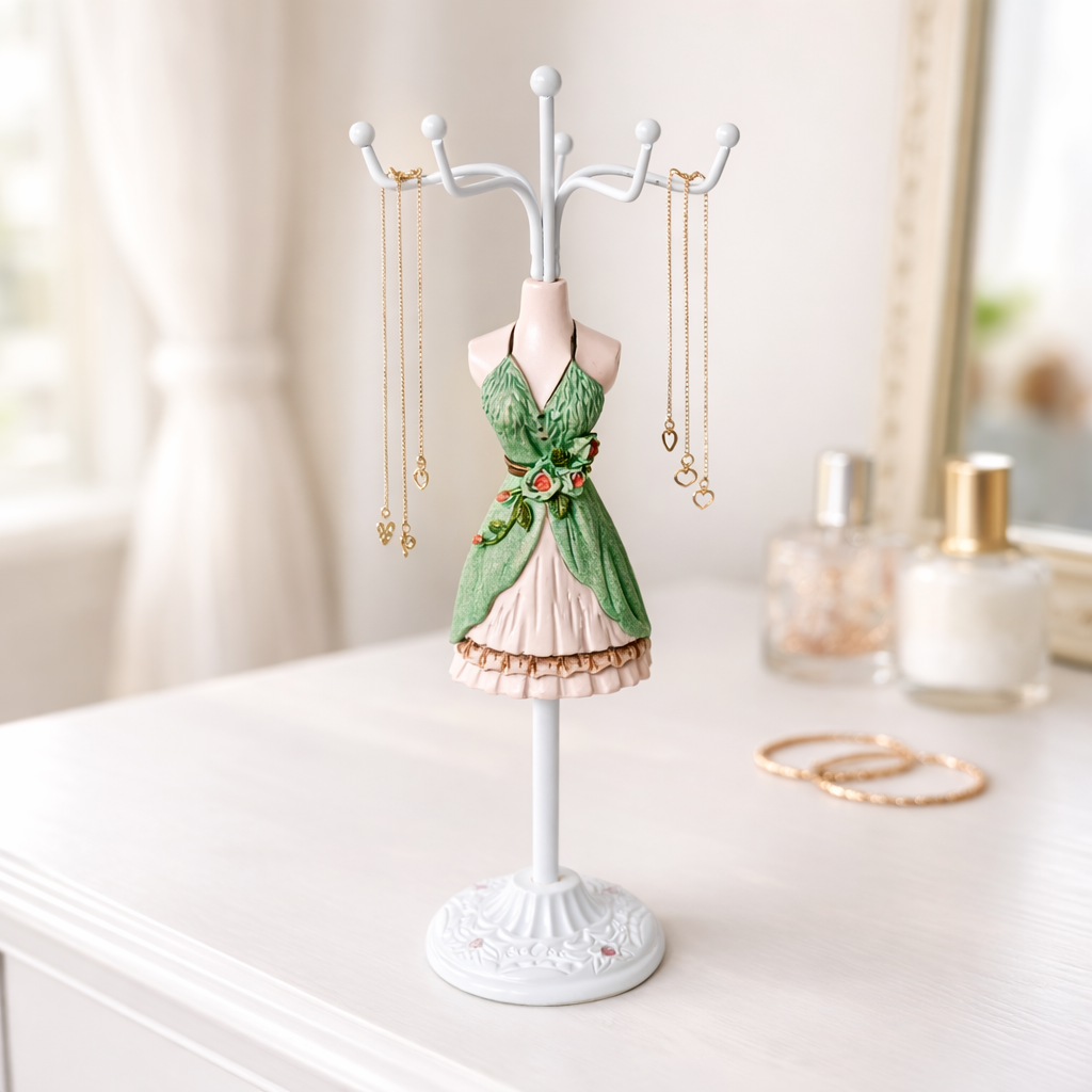 Mannequin-Shaped-Accessories-Stand